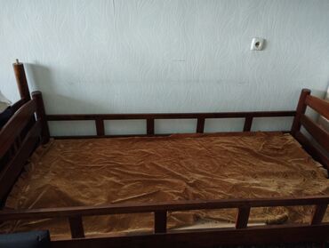 мебель малайзия: Односпальная Кровать, Б/у