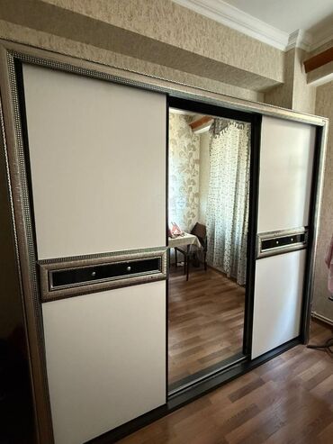 Matraslar: Ideal veziyyetdedir. Hec bir problemi yoxdur. Xirdalan kohne bazar