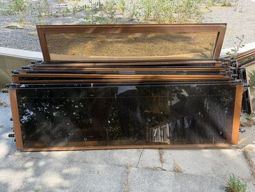 Другая мебель: İdeal Vəziyətdə Cam Balkon 30 eded rengli şüşə 6 ədəd böyük şüşə