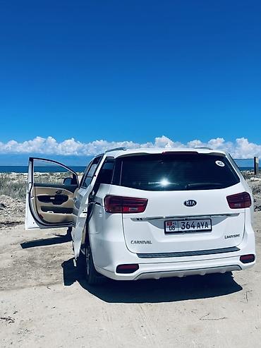 44 2: Kia Carnival: 2019 г., Минивэн — 2