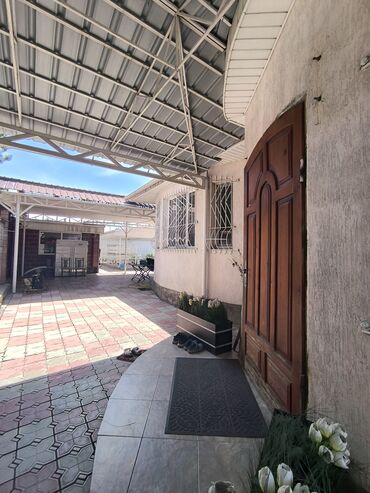 Продажа домов: Дом, 302 м², 7 комнат, Агентство недвижимости, Косметический ремонт — 3