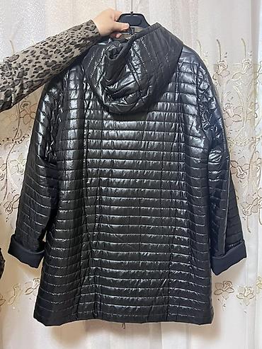 pencekler: Qadınlar üçün qara rəngli quilted (kapitone) puff yüngül pencək/plaş — 2