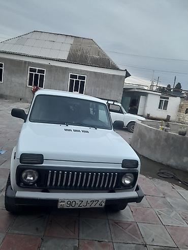 205 70 15: Lada Niva (VAZ 2121) – ağ rəngli, 2qapılı klassik ili 2012 satilir — 3