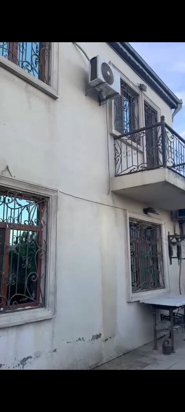 sumqayit kiraye evler 8 mkr: 150 м², 4 комнаты, Комби, Газ, Электричество