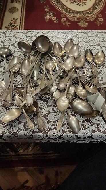 padnos nədir: Kolleksiya üçün vintage metal süfrə dəsti - Müxtəlif ölçü və — 1