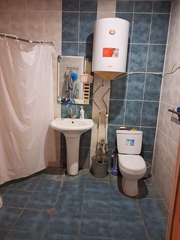 kirayə evlər bakı 2023: Satilir – geniş və işıqlı - Plan: uzun dəhlizli, ayrıca sanitar