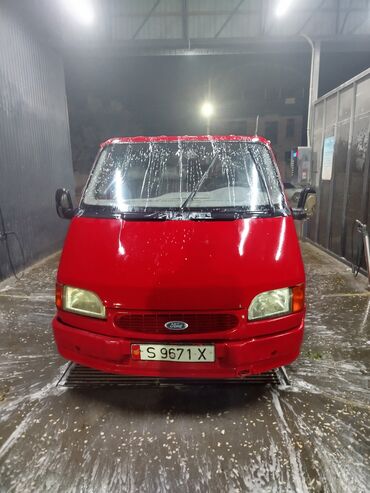 Ford: Ford Transit: 2000 г., 2.5 л, Механика, Дизель