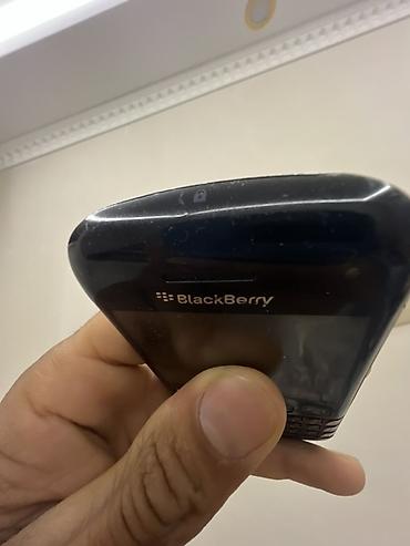 bmw 750 e38: Blackberry Bold 9790, 8 GB, rəng - Qara, Düyməli — 7