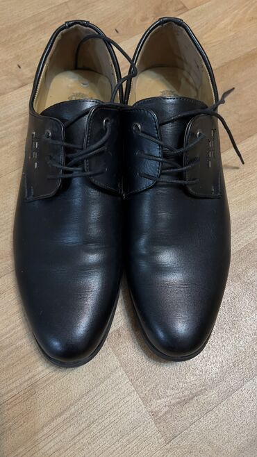 Туфли: Продаю мужские туфли 46 размера (47 маломерка на 46) Обували пару раз