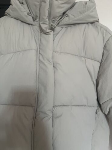 Kurtkalar: ZARA kurtka. Ekru reng s razmer (m razmere de olur) Su ve külek — 17