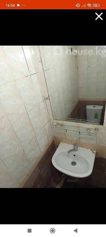 красный васток: Продаётся кирпичный пол дом с двором и хозяйственными постройками.3 — 10