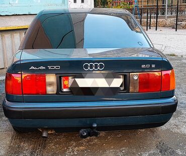 Audi: Audi S4: 1992 г., 2 л, Механика, Бензин, Седан