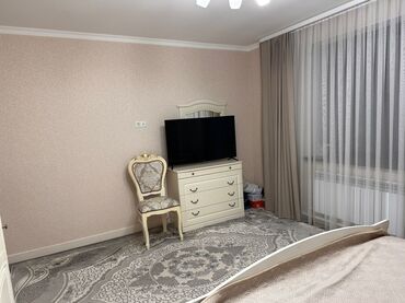 Долгосрочная аренда домов: 300 м², 6 комнат, Бронированные двери, Евроремонт, Забор, огорожен — 12