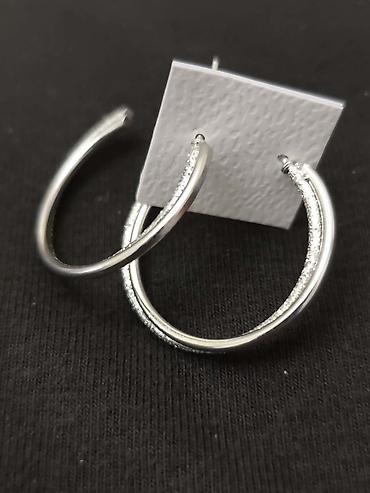 Ostali nakit: Par 1000din
2 para1400din ๐ na lalafo.rs โ 18 Ostali nakit: Par 1000din
2 para1400din ๐ โ 18