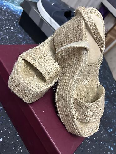 parça ayaqqabı: Təbii lifdən hörgülü platforma sandal, 36 razmer - Model — 1