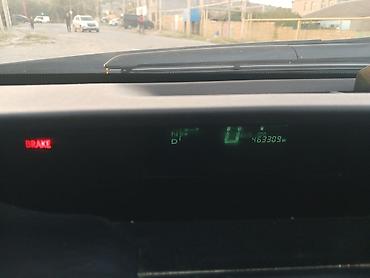 Toyota: Toyota Prius (2-ci nəsil) hibrid hetçbek - Gümüşü rəng, aerodinamik — 7