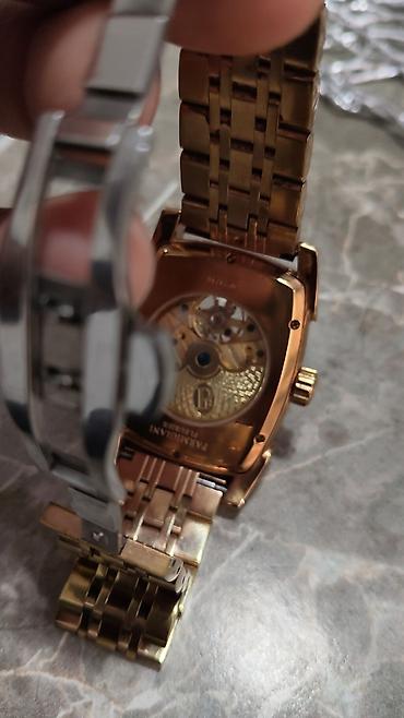 qol saati mexanika: Parmigiani Fleurier tərzində lüks qol saatı - Korpus: yastı (tonneau) — 1