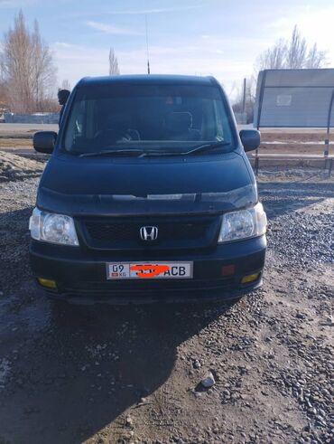 продаю авто хонда: Honda Stepwgn: 2002 г., 2 л, Автомат, Бензин, Минивэн