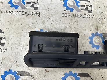 e klass: Дефлектор воздуховода Honda 1998 г., Б/у, Оригинал, Германия — 4