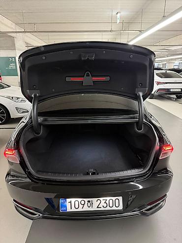 салон машины: Hyundai Grandeur: 2020 г., Автомат, Седан — 4