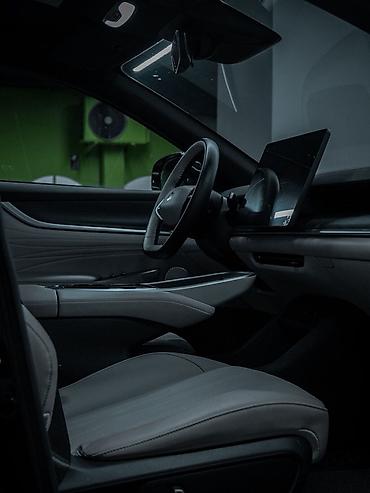 byd bot 384: Changan : 2024 г., 0.1 л, Автомат, Электромобиль, Лифтбек — 8