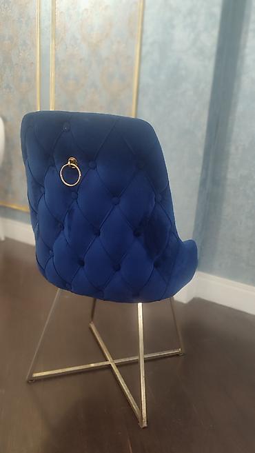 iwlenmiw masa: Mavi məxməri kreslolar - Rəng: dərin kobalt mavi - Material: yumşaq — 5
