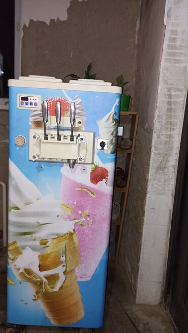фризер для мороженое: Балмуздак аппарат сатылат 
мороженое аппарат 
иштеп жаткан аппарат