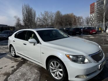 аренда автомобилей минивен: Сдаю в аренду: Легковое авто, Частная аренда