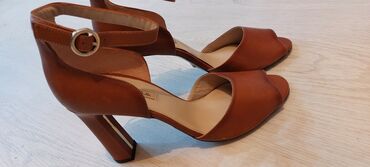 туфли новые женские: Туфли 37, цвет - Коричневый