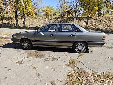 wuling starlight 730: Audi 100: 1986 г., Механика, Бензин, Седан — 2