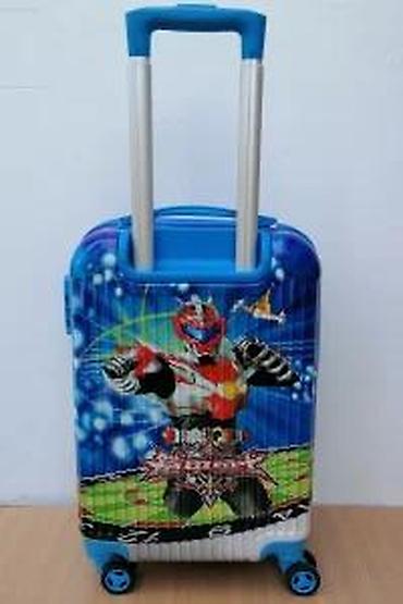 Rančevi, torbe i koferi: Dečiji putni kofer sa upečatljivim dizajnom crtanog junaka. Kofer je — 17