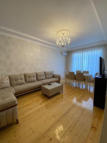 Həyət evləri və villalar: Ramanada əsas yoldan 70 m aralı yerləşən mülkiyyət satılır: 4 otaq — 1