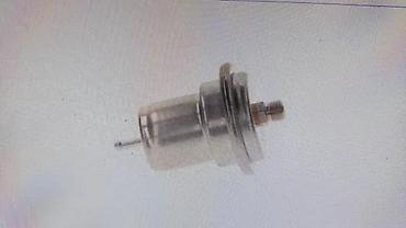 karburator golf 2 1.6 benzin: POKLOPAC PUMPE ZA GORIVO MERCEDES 124 190 BENZINAC | poklopac pumpe — 5