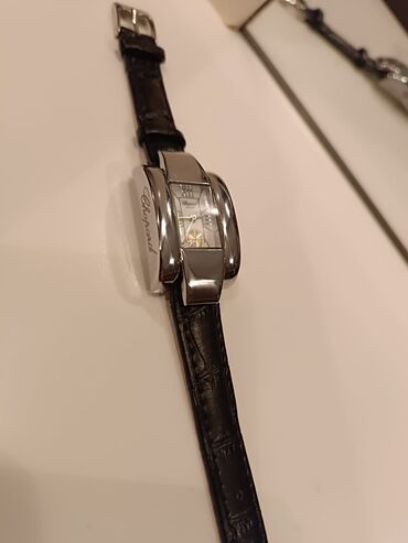 qadın cemperləri: Qol saatı, Chopard
