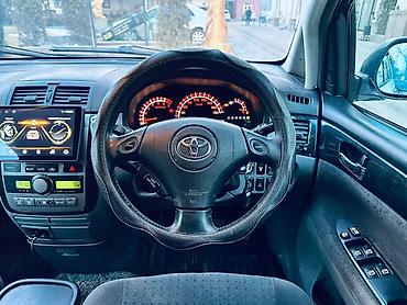 Toyota: Toyota Ipsum: 2002 г., 2.4 л, Автомат, Газ, Минивэн — 11