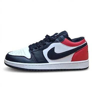 Nike Air Jordan 1 Low patike – trobojni dizajn (crna/bela/crvena) -