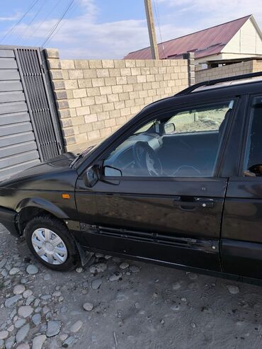 Volkswagen: Volkswagen Passat Variant: 1993 г., 2 л, Механика, Бензин, Универсал — 2