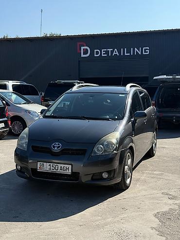 Toyota Corolla Verso: 2009 г., 2.2 л, Механика, Дизель, Минивэн