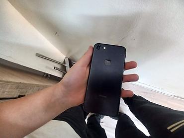 Apple iPhone: IPhone 7, Б/у, 32 ГБ, Черный, Чехол, 70 % — 8