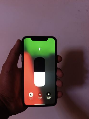часы с измерением давления: IPhone Xr, Колдонулган, 64 ГБ, Ак, Заряддоочу түзүлүш, Коргоочу айнек, Каптама, 83 %
