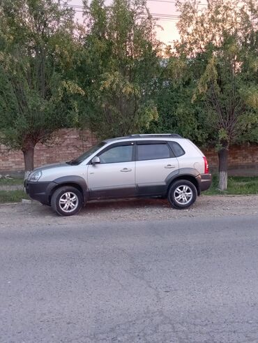 Hyundai: Hyundai Tucson: 2008 г., 2 л, Автомат, Дизель, Внедорожник