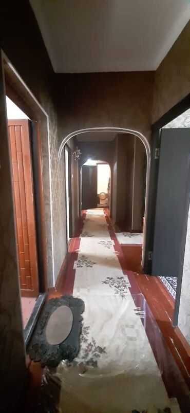 Продажа квартир: 4 комнаты, 70 м², 4 этаж — 2