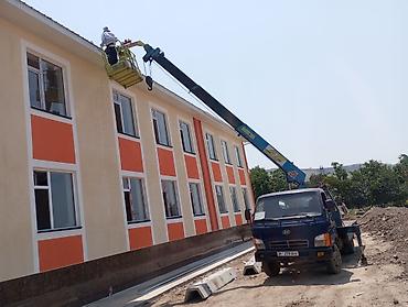 Услуги автокрана: Услуги автовышки/манипулятора - Рабочая высота подъемной корзины: до — 8