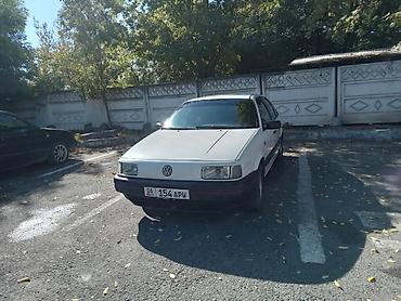 Volkswagen: Volkswagen Passat: 1992 г., Седан — 11