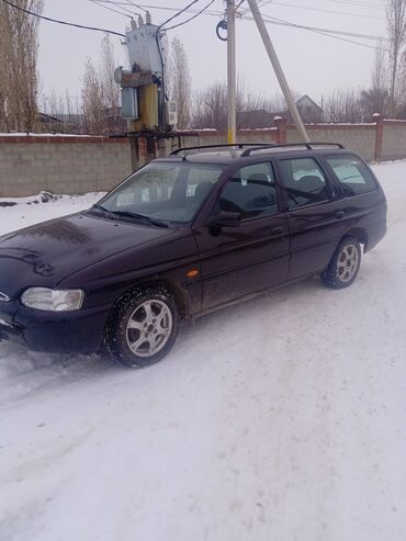 Ford: Ford Escort: 1995 г., 1.6 л, Механика, Бензин, Универсал — 11