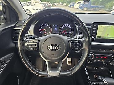 Продажа авто: Kia Stonic: 2019 г., 1 л, Автомат, Бензин, Кроссовер — 6