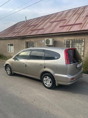 pod: Honda Stream: 2001 г., 1.7 л, Бензин, Минивэн — 3