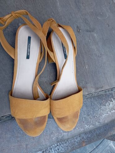 обувь 39: Женские босоножки в отличном состоянии один только выход натуральные