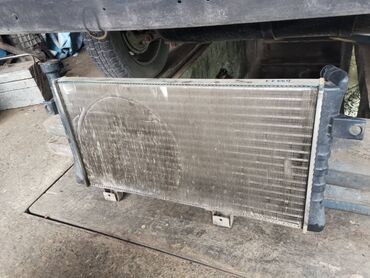 Auto delovi: Hladnjak Lada 21213 Niva. Polovno, ocuvano. Skinuto a rastavljenog — 8