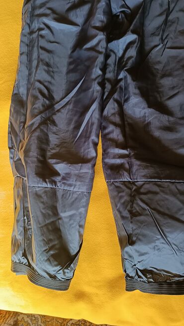 Верхняя одежда: ТЕПЛЫЕ ШТАНЫ,на мальчика. Широкие. На 10-12 лет. Цвет серый. Есть at lalafo.kg — 6 Верхняя одежда: ТЕПЛЫЕ ШТАНЫ,на мальчика. Широкие. На 10-12 лет. Цвет серый. Есть — 6